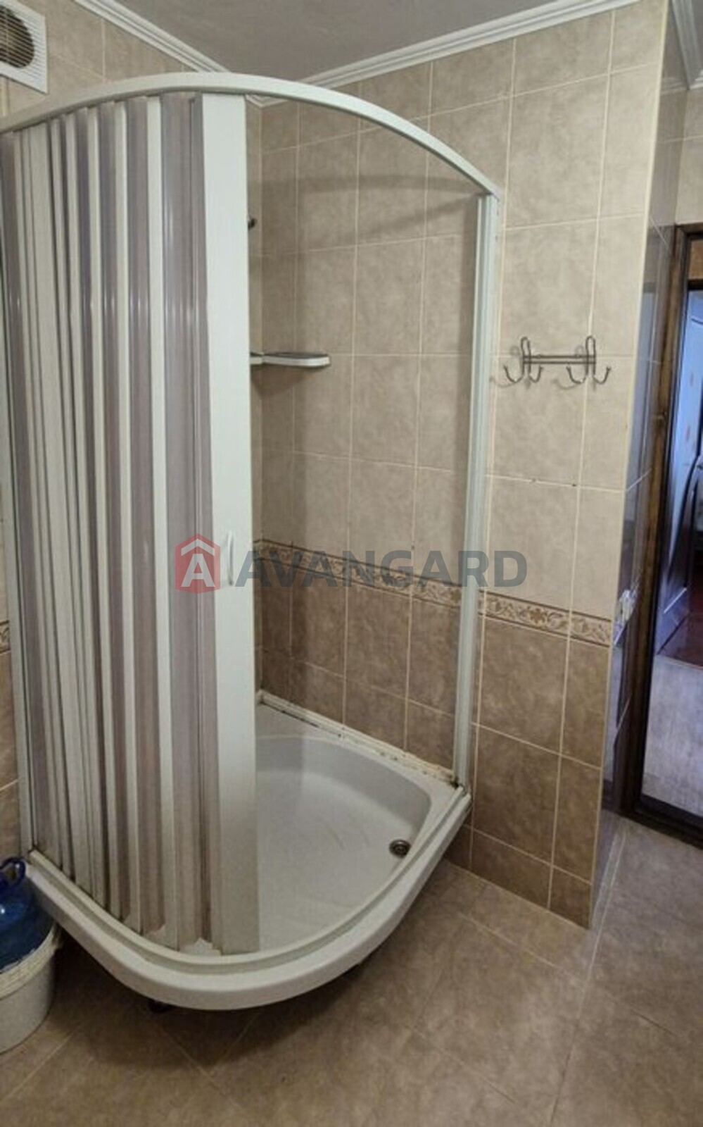 1 ��. ��������, 37/-/12 ��. �., 6/9 ������ ���� 7