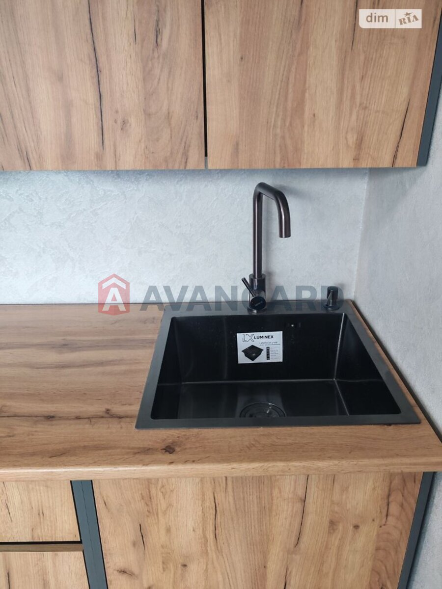 1 ��. ��������, 26/17/- ��. �., 8/9 ������ ���� 3