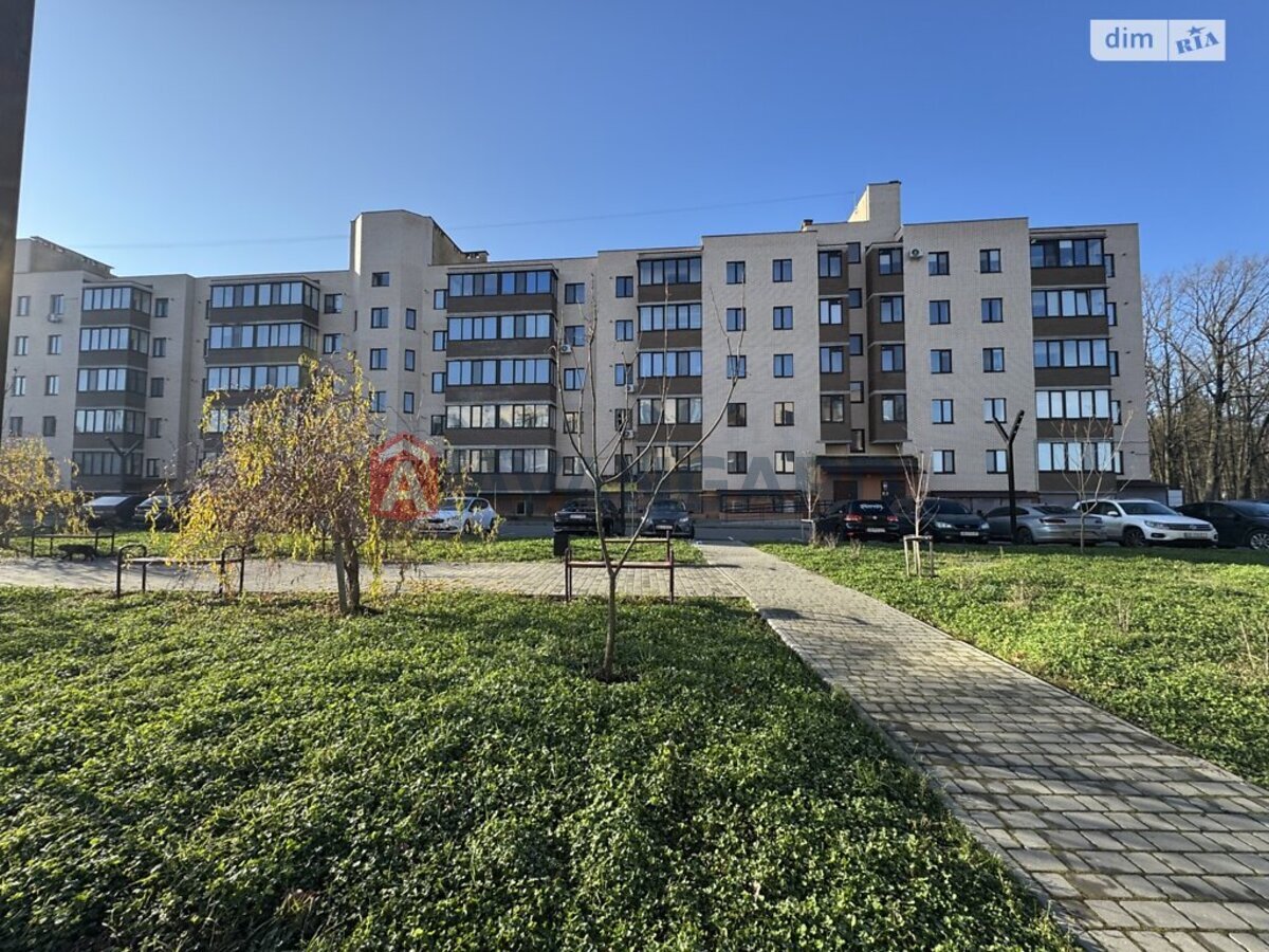 1 ��. ��������, 41/16/17 ��. �., 5/5 ������ ���� 2