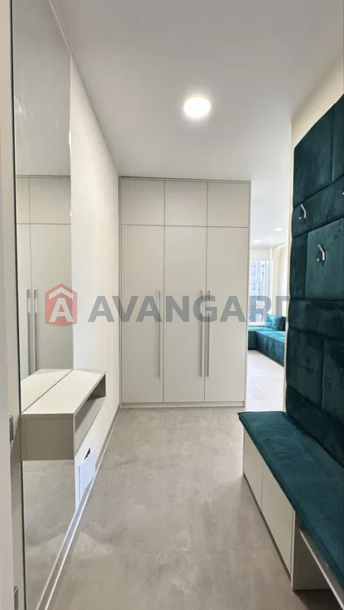 1 ��. ��������, 37/18/10 ��. �., 8/21 ������ ���� 17