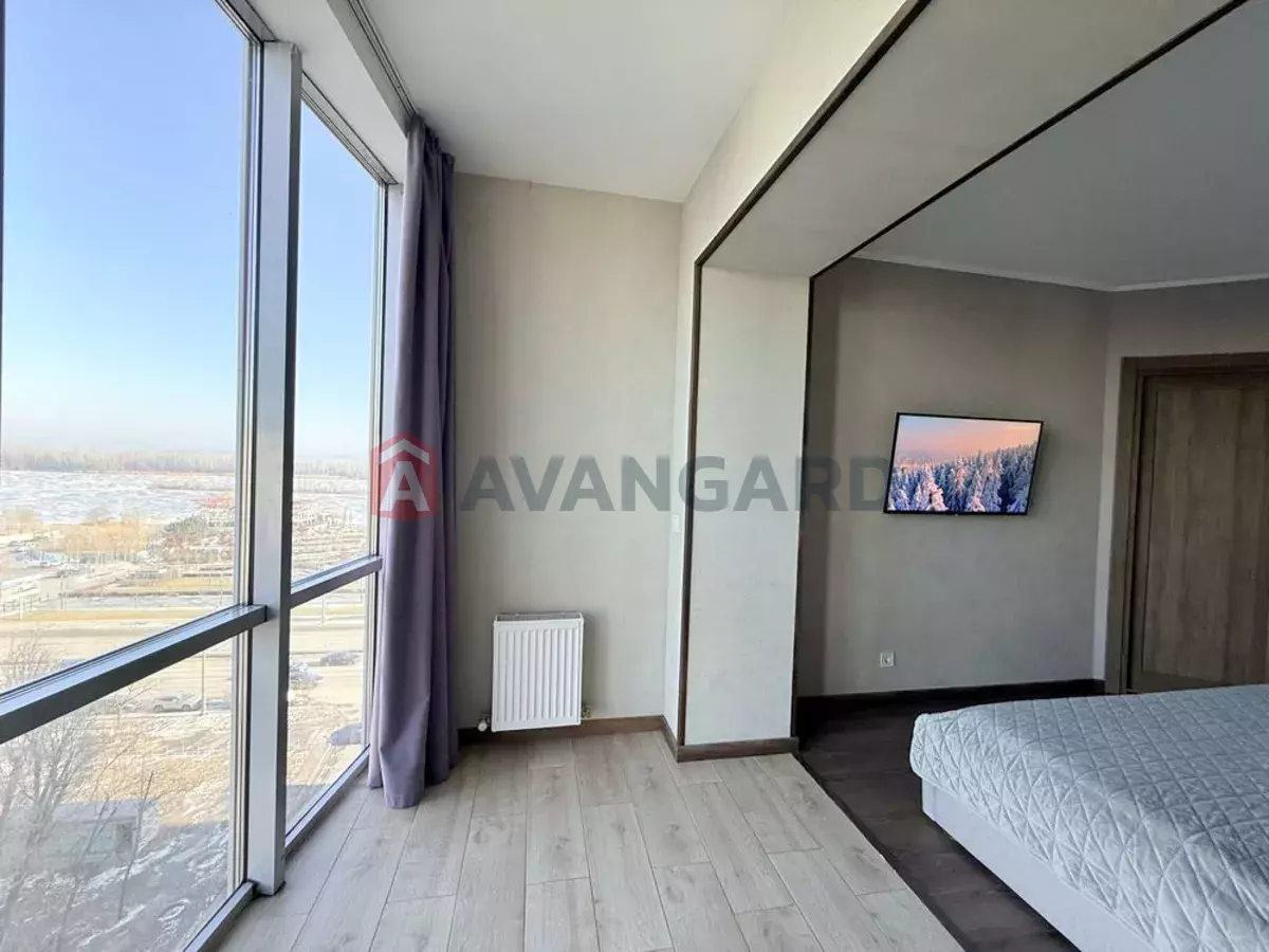 2 ��. ��������, 55/-/15 ��. �., 9/12 ������ ���� 8