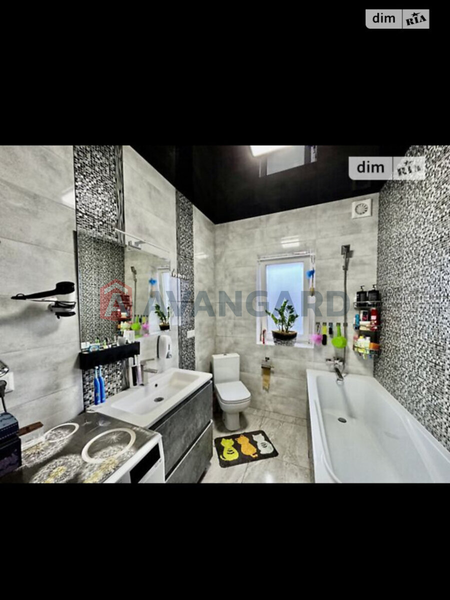 3 ��. ��������, 140/85/20 ��. �., 3/3 ������ ���� 28