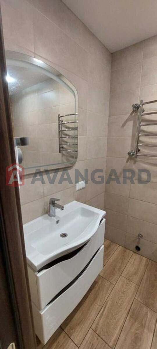 2 . , 50/-/8 . ., 5/5   3