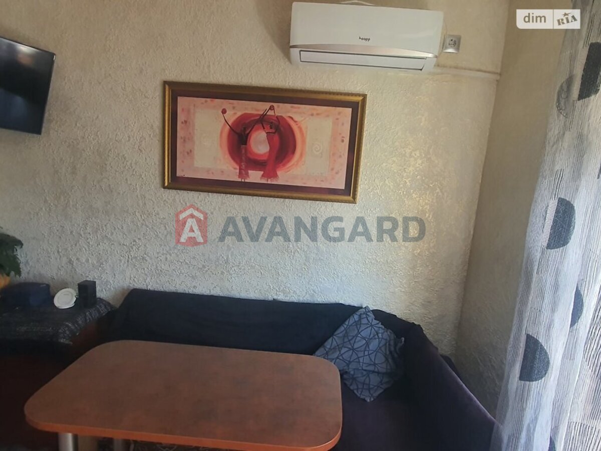 2 ����. ��������, 51/49/8 ��. �., 7/9 ���� ���� 9