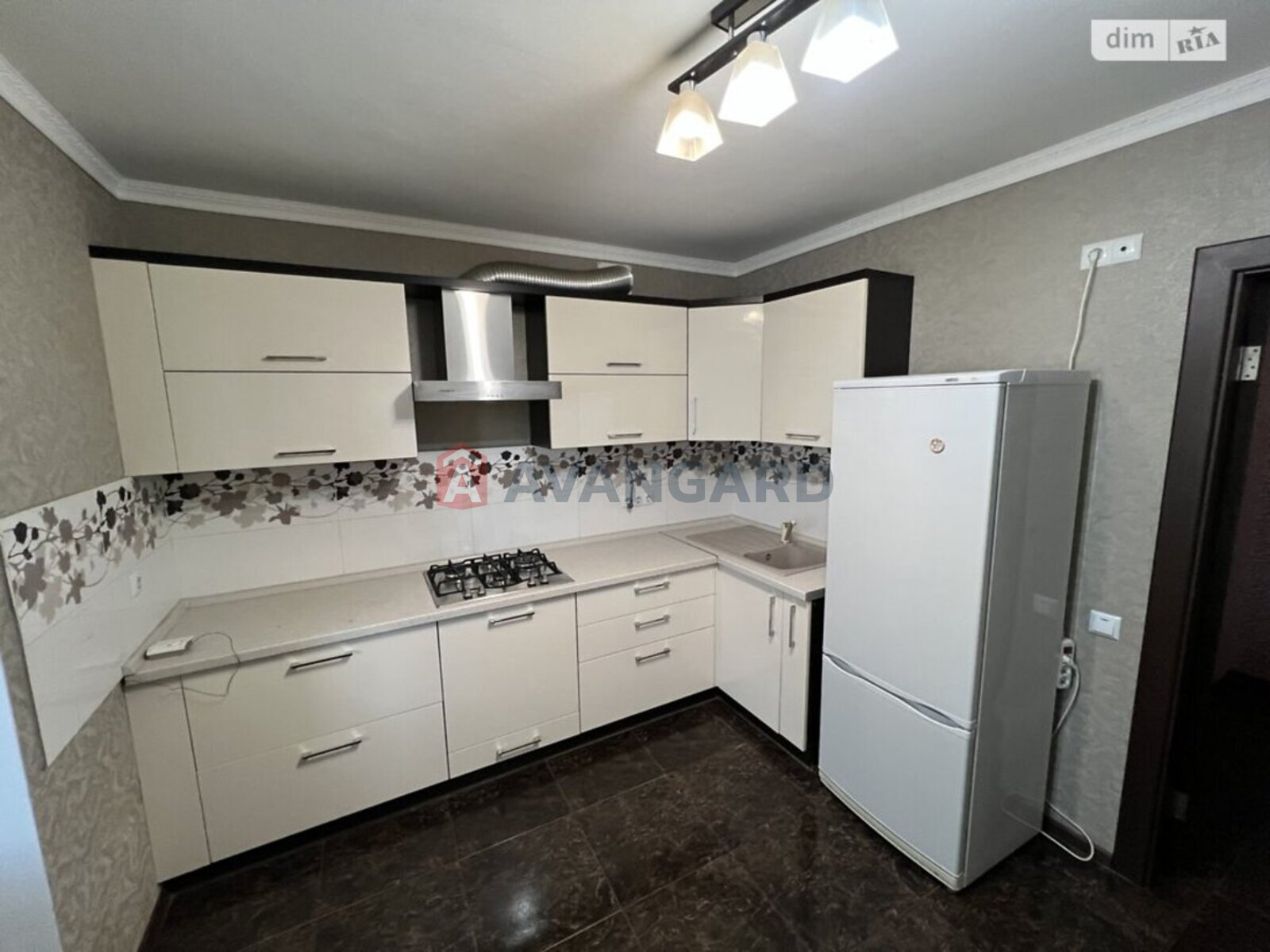 1 . , 37/18/9 . ., 9/10   6