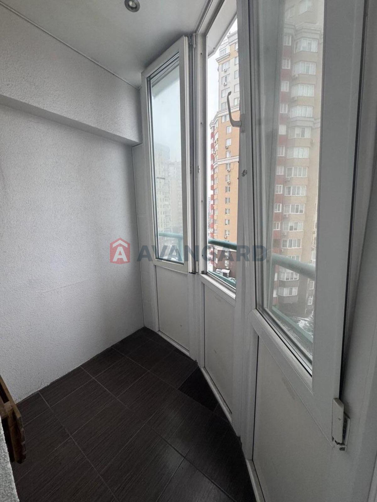 2 ����. ��������, 78/-/11 ��. �., 7/18 ���� ���� 14