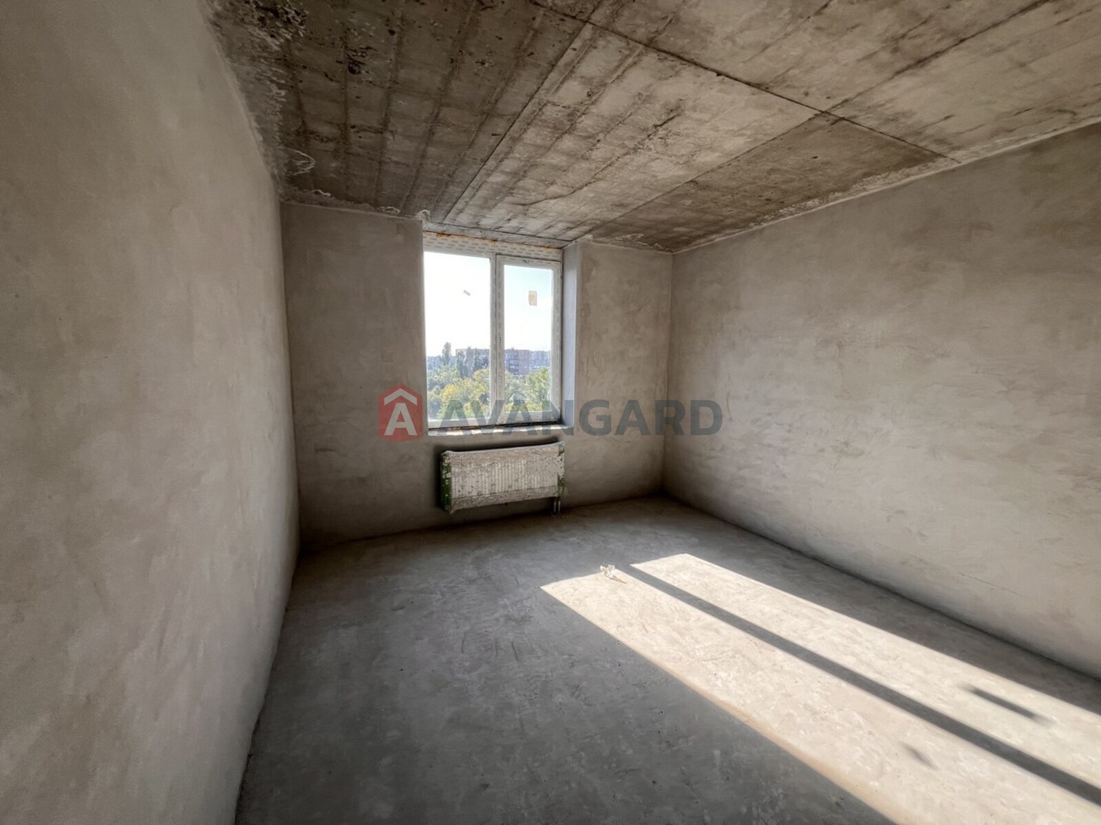 3 ��. ��������, 103/45/11 ��. �., 4/10 ������ ���� 3