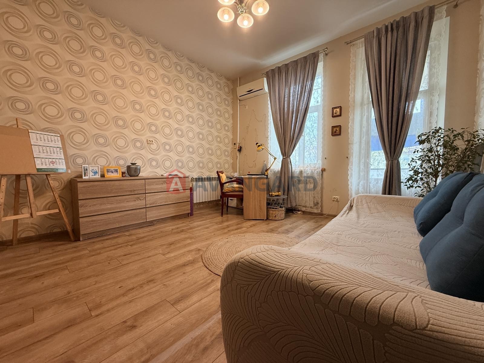 4 ��. ��������, 95/70/20 ��. �., 3/3 ������ ���� 17