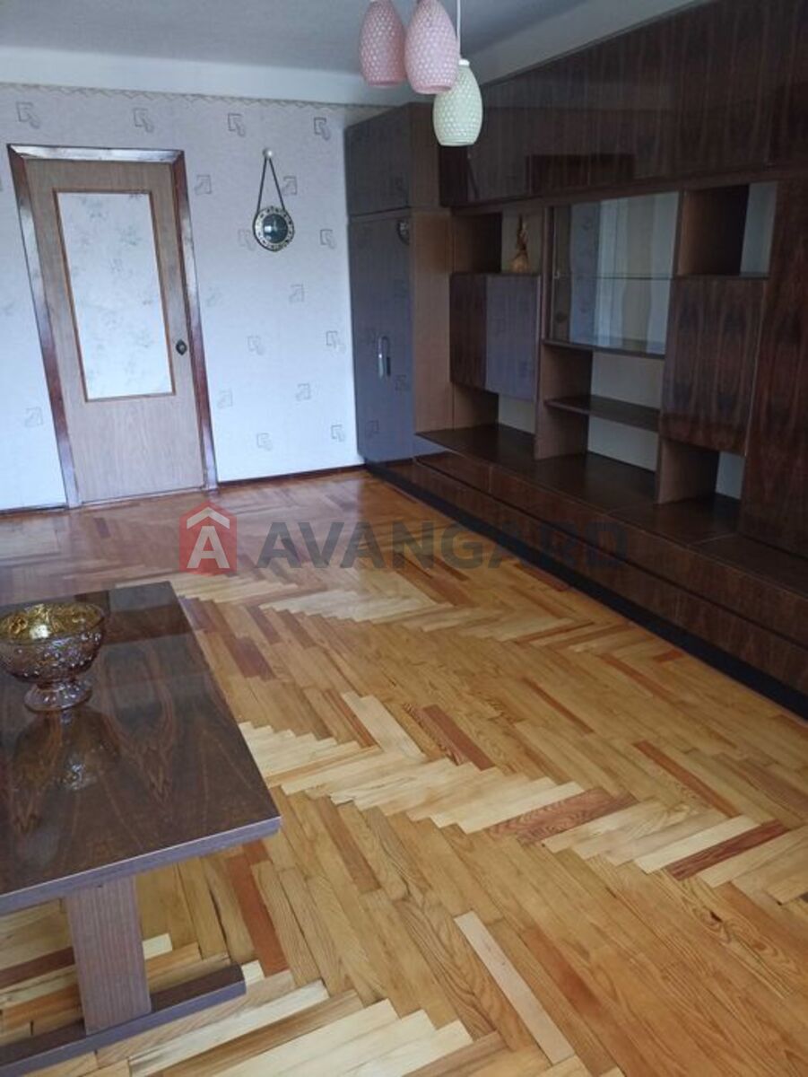 3 . , 68.6/45.4/7.3 . ., 3/9   2