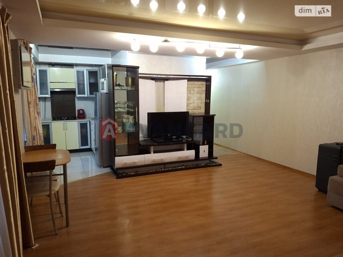 2 ��. ��������, 53/36/6 ��. �., 7/9 ������ ���� 3