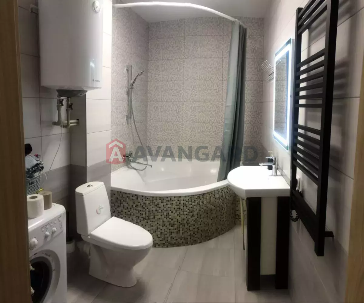 3 ��. ��������, 90/-/16 ��. �., 16/18 ������ ���� 9