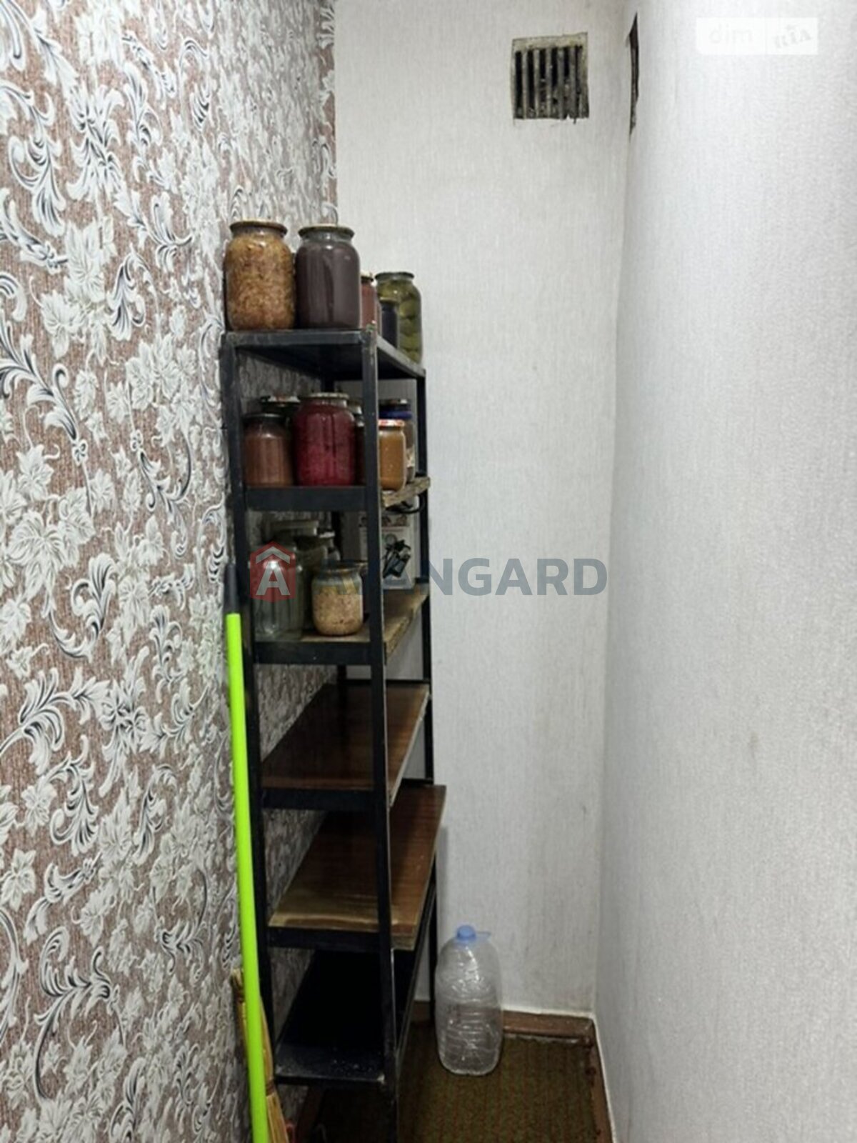1 ��. ��������, 36/19/6 ��. �., 1/9 ������ ���� 7