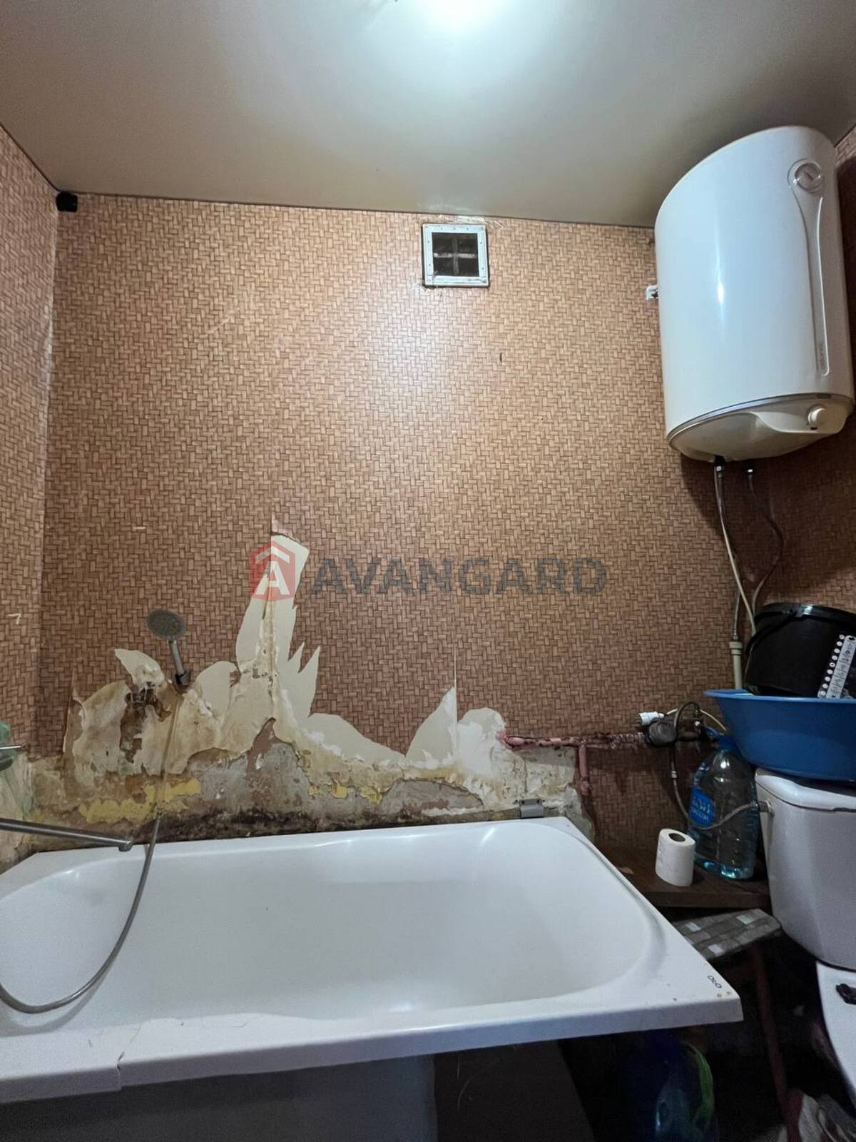 2 ��. ��������, 43/23/7 ��. �., 9/10 ������ ���� 8