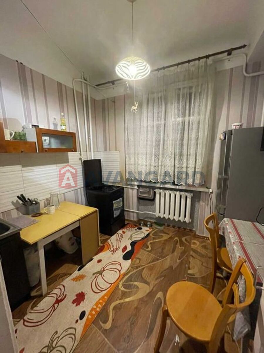 3 . , 63/-/8 . ., 2/2   8