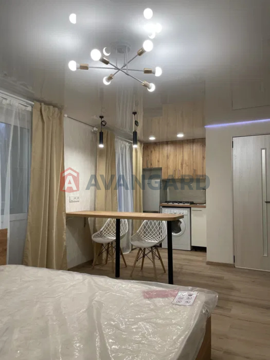 1 . , 28/-/5 . ., 5/5   6