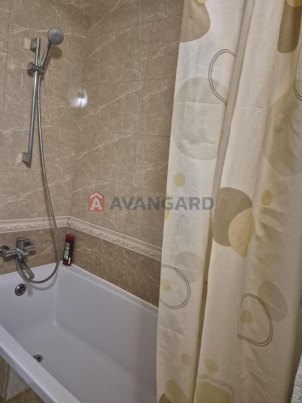 1 ��. ��������, -/-/- ��. �., 5/8 ������ ���� 11