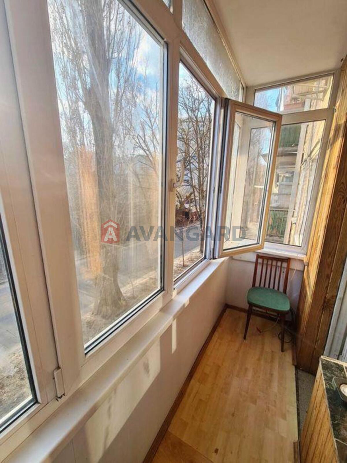 1 ��. ��������, 34/-/6 ��. �., 2/5 ������ ���� 8