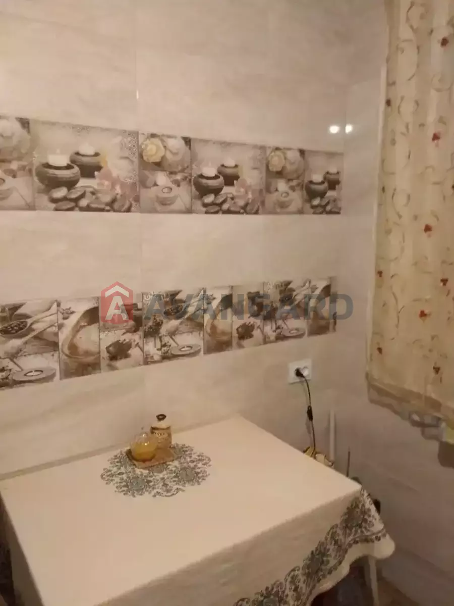 2 ��. ��������, 45/-/6 ��. �., 4/5 ������ ���� 12