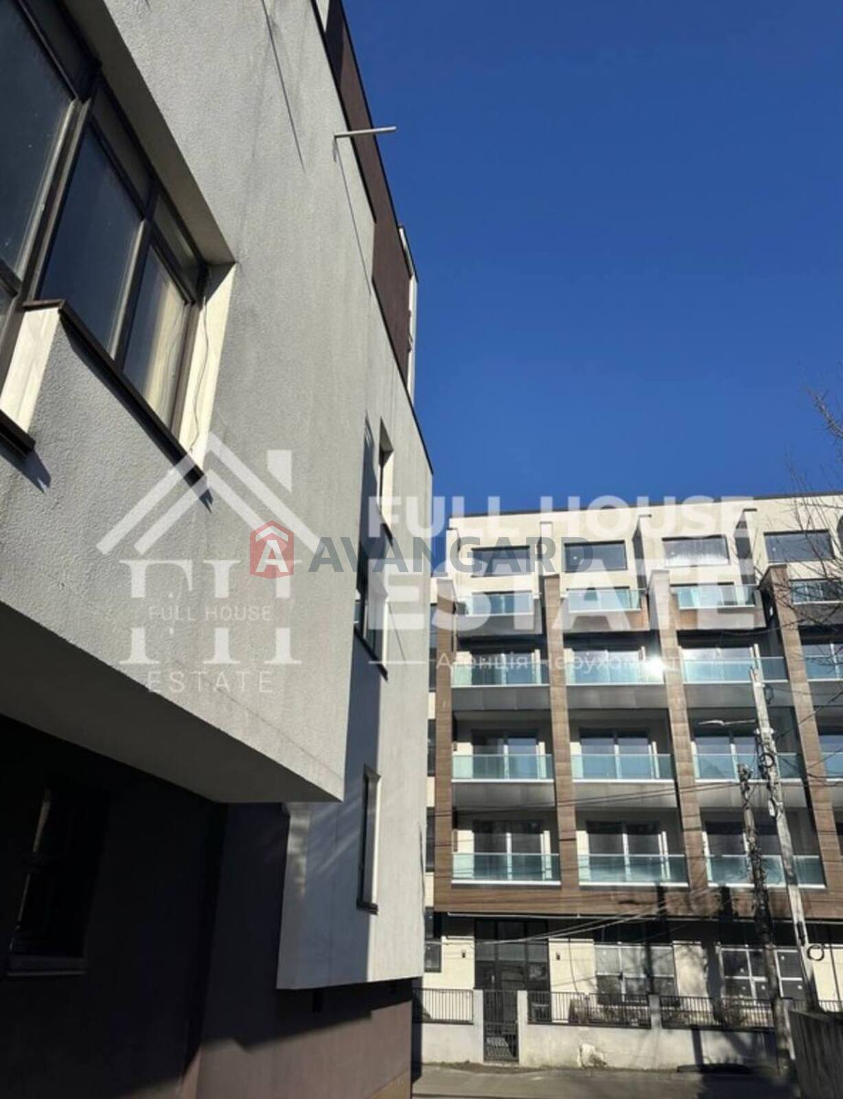 4 ��. ��������, 155/110/20 ��. �., 3/5 ������ ���� 3