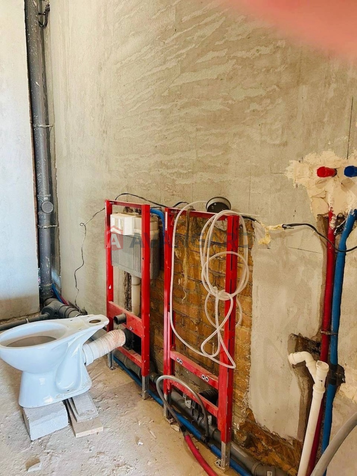 1 ��. ��������, 58/22/12 ��. �., 17/23 ������ ���� 15