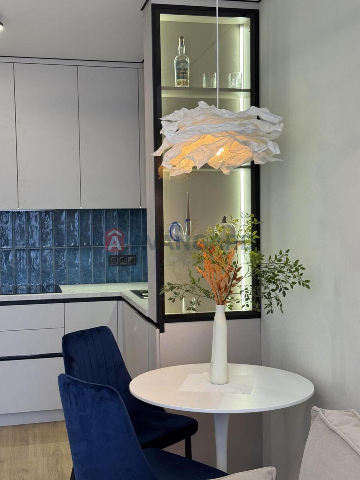 1 ��. ��������, 43/15/24 ��. �., 4/25 ������ ���� 15