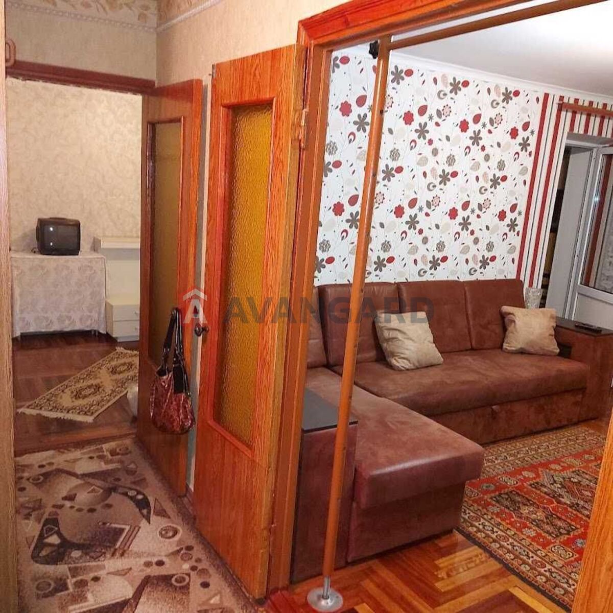 2 ��. ��������, 50/-/7 ��. �., 4/9 ������ ���� 10