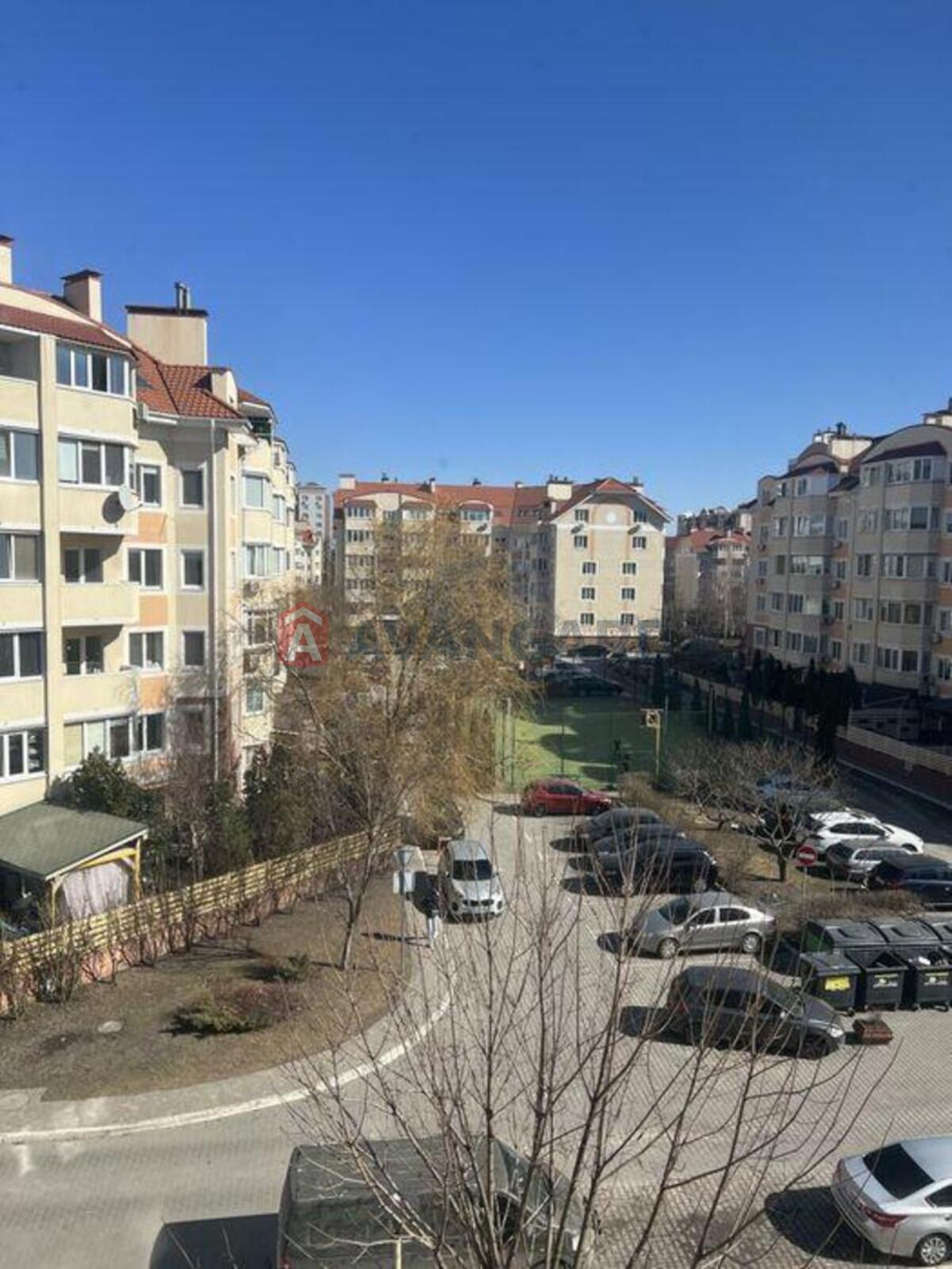 3 ��. ��������, 133/-/17 ��. �., 5/5 ������ ���� 1