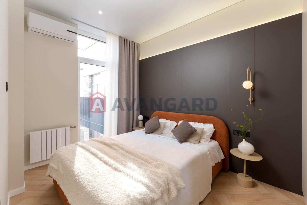 1 ��. ��������, 40 / 11 / 18 �? ��. �., 9/9 ������ ���� 8