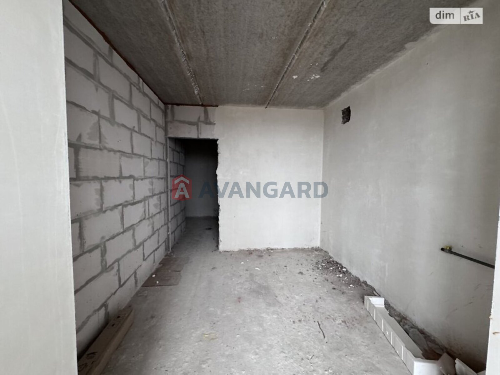 3 ��. ��������, 95/60/15 ��. �., 10/10 ������ ���� 12