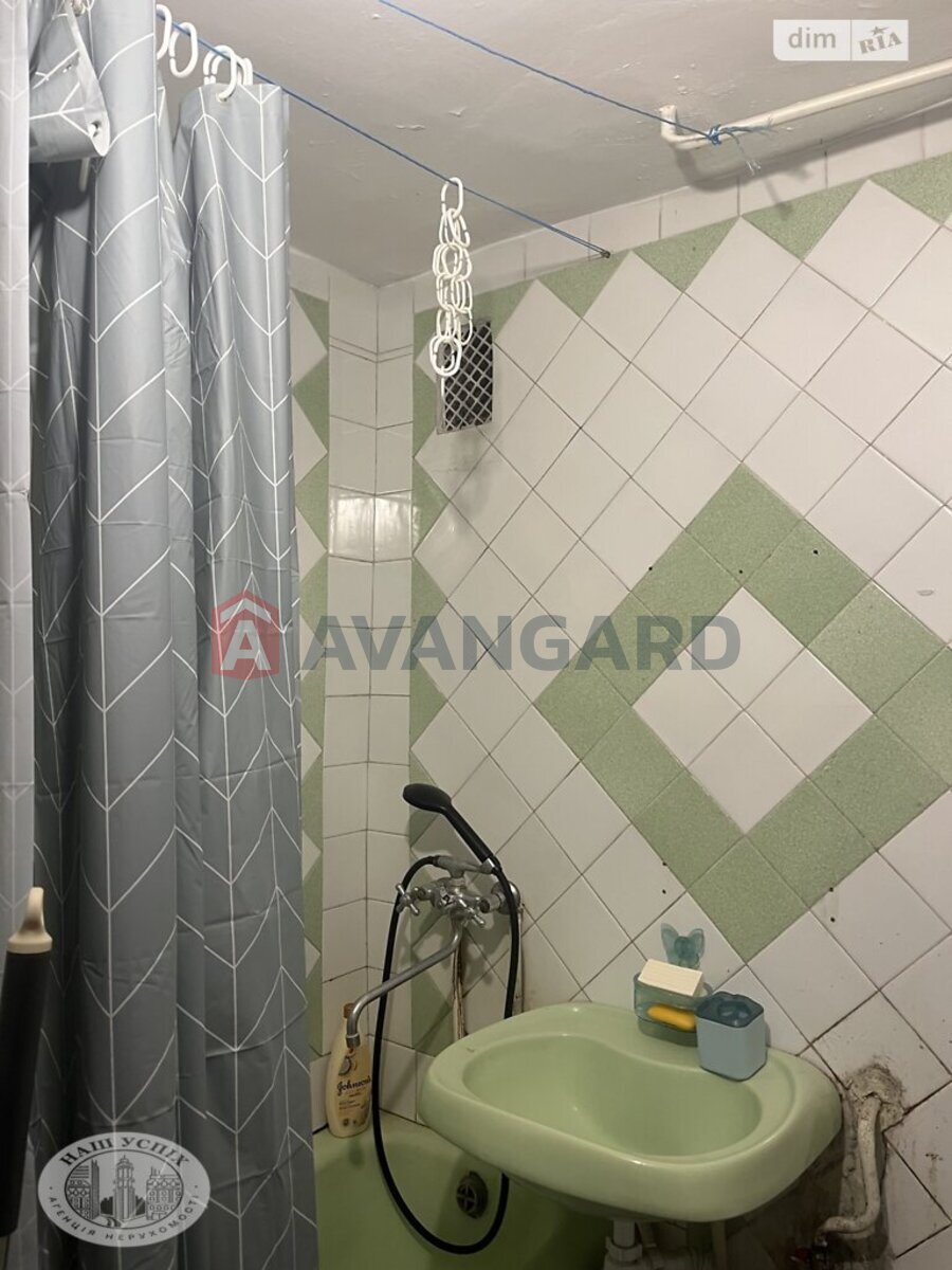 2 ��. ��������, 43/29/5 ��. �., 3/5 ������ ���� 14