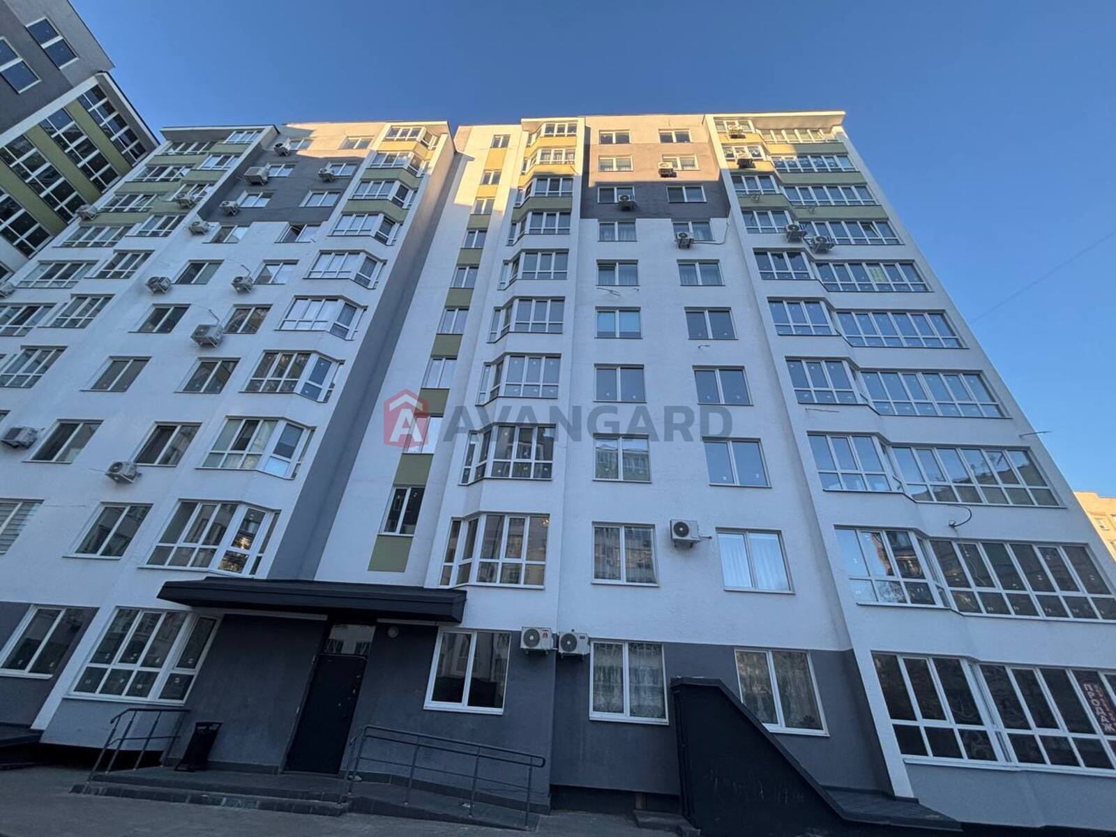 2 ��. ��������, 64/32/10 ��. �., 7/10 ������ ���� 19