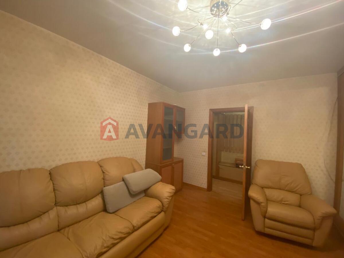 2 ��. ��������, 52/-/- ��. �., 1/5 ������ ���� 3