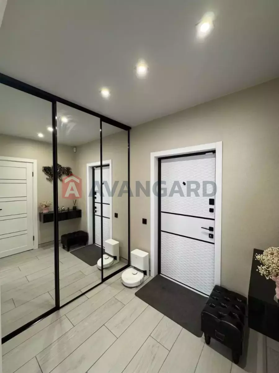 1 ��. ��������, 45/-/- ��. �., 7/10 ������ ���� 9