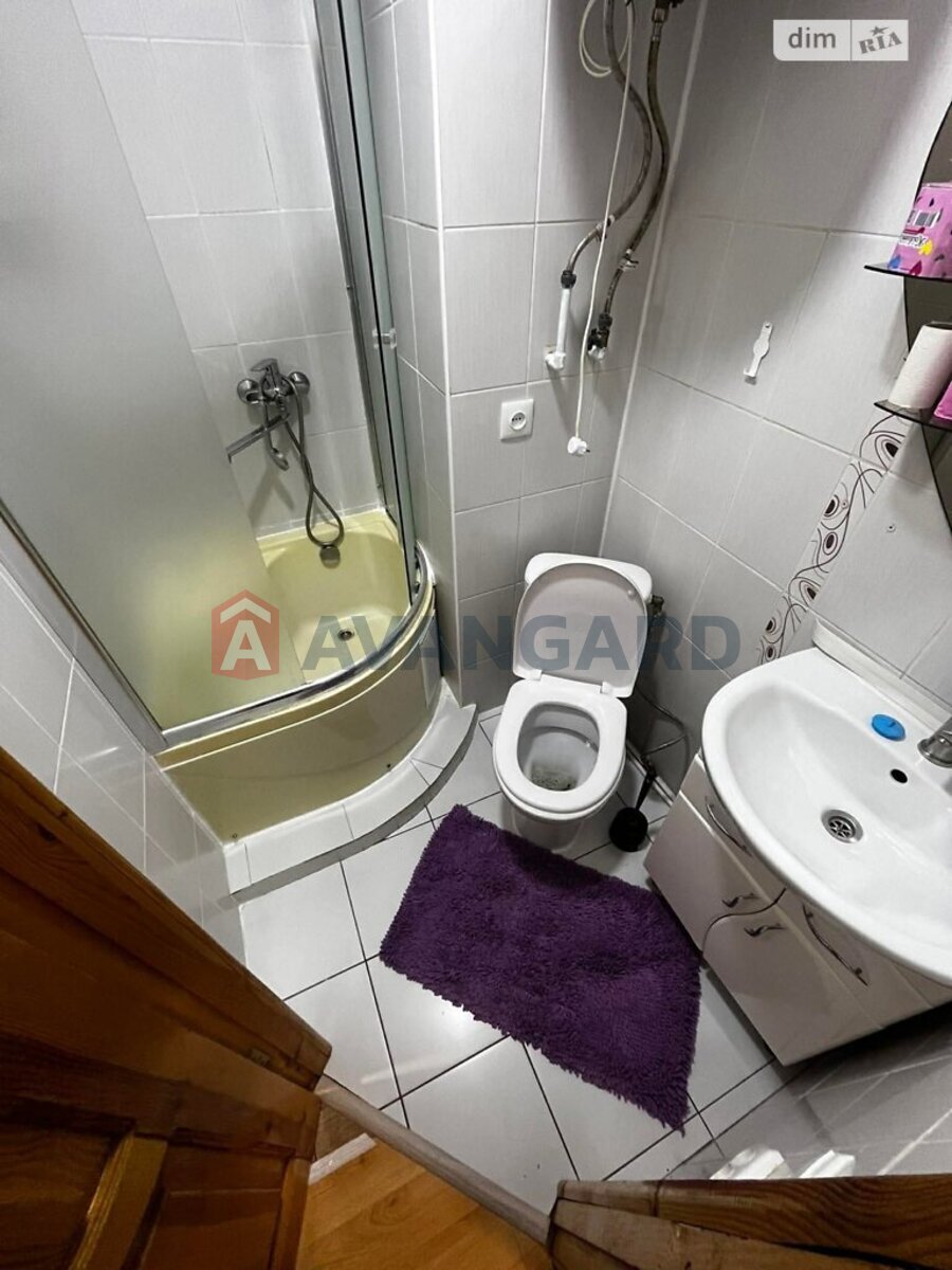 1 ��. ��������, 23/14/4 ��. �., 1/9 ������ ���� 20