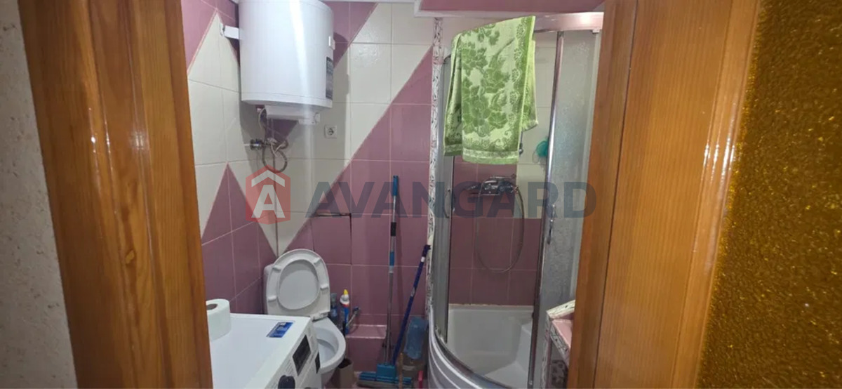 3 ��. ��������, 61/-/8 ��. �., 7/9 ������ ���� 9