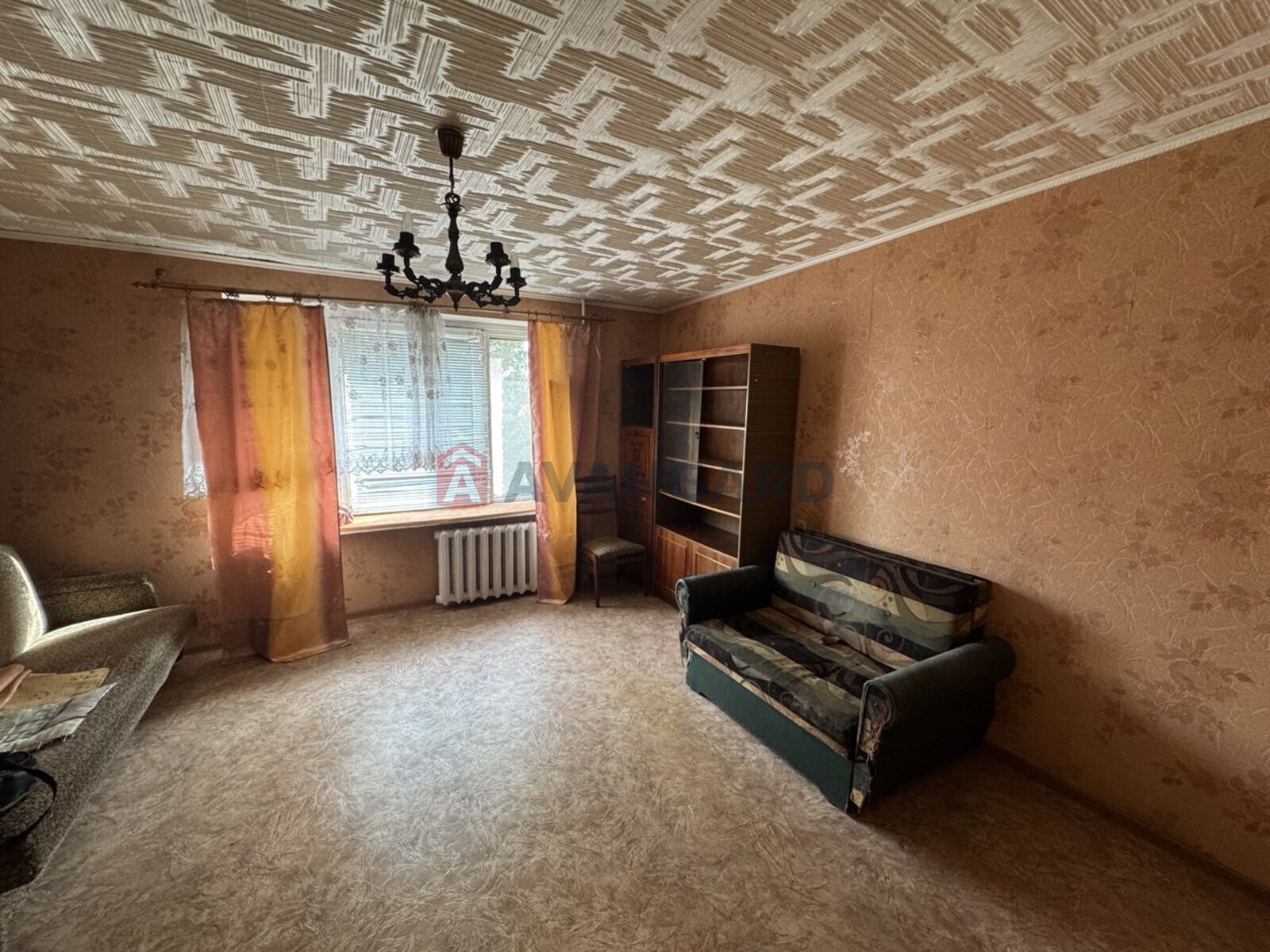 2 ��. ��������, 49/28/8 ��. �., 3/9 ������ ���� 4