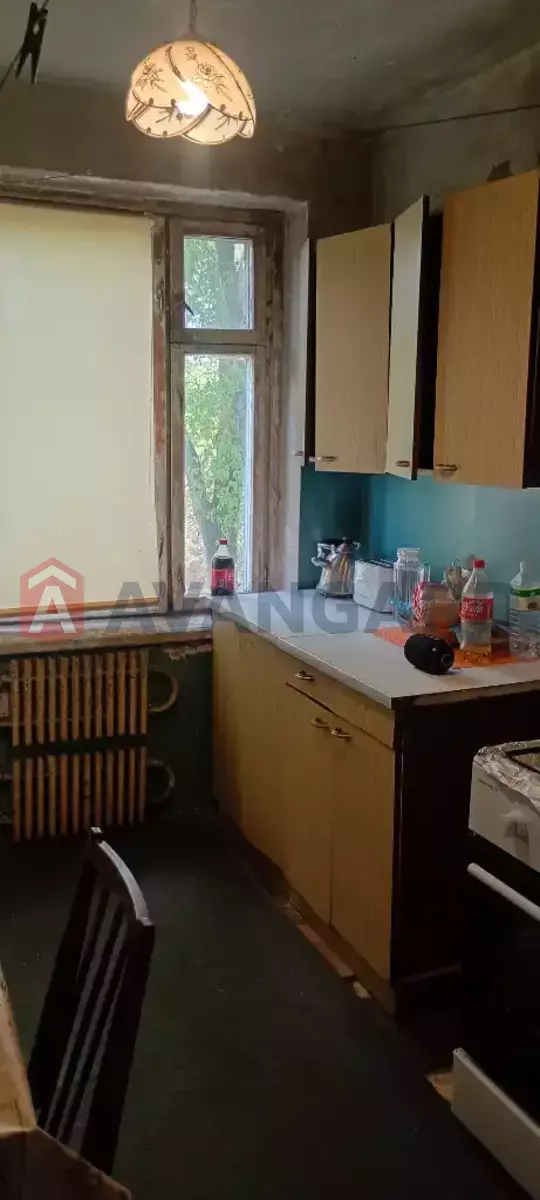 3 ��. ��������, 64/64/8 ��. �., 4/9 ������ ���� 1