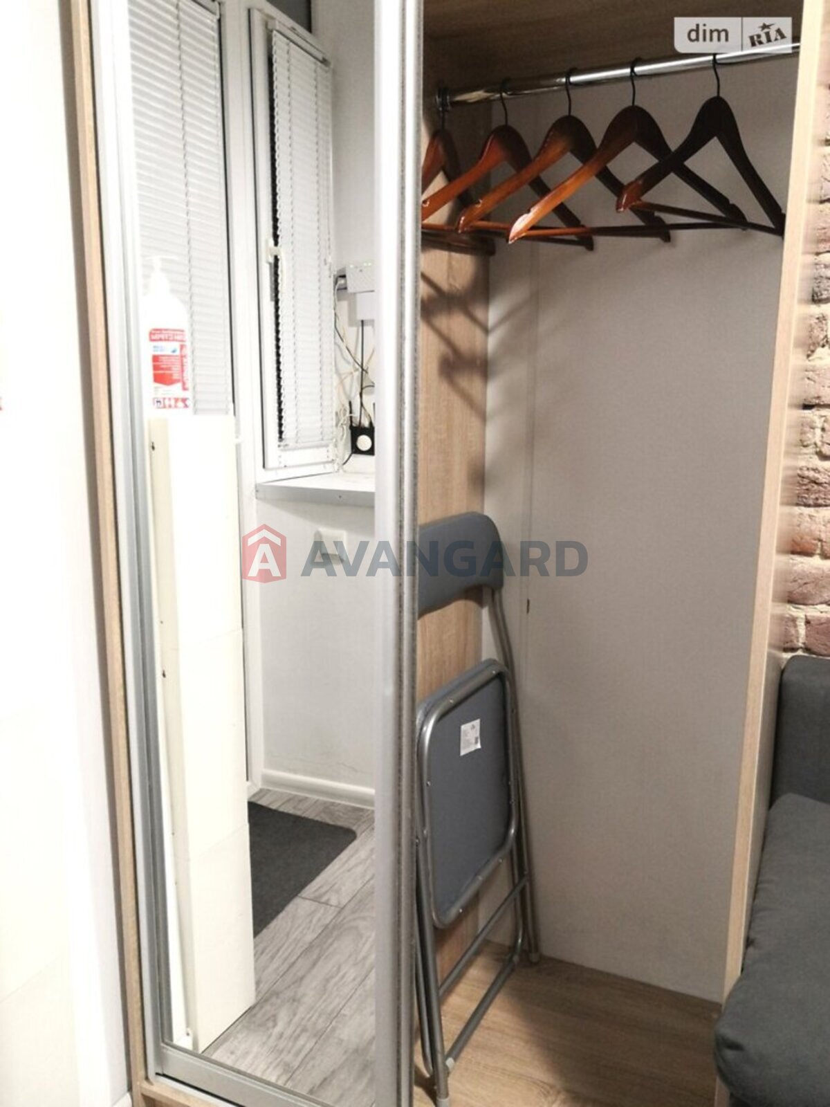 1 . , 12/-/- . ., 1/2   15