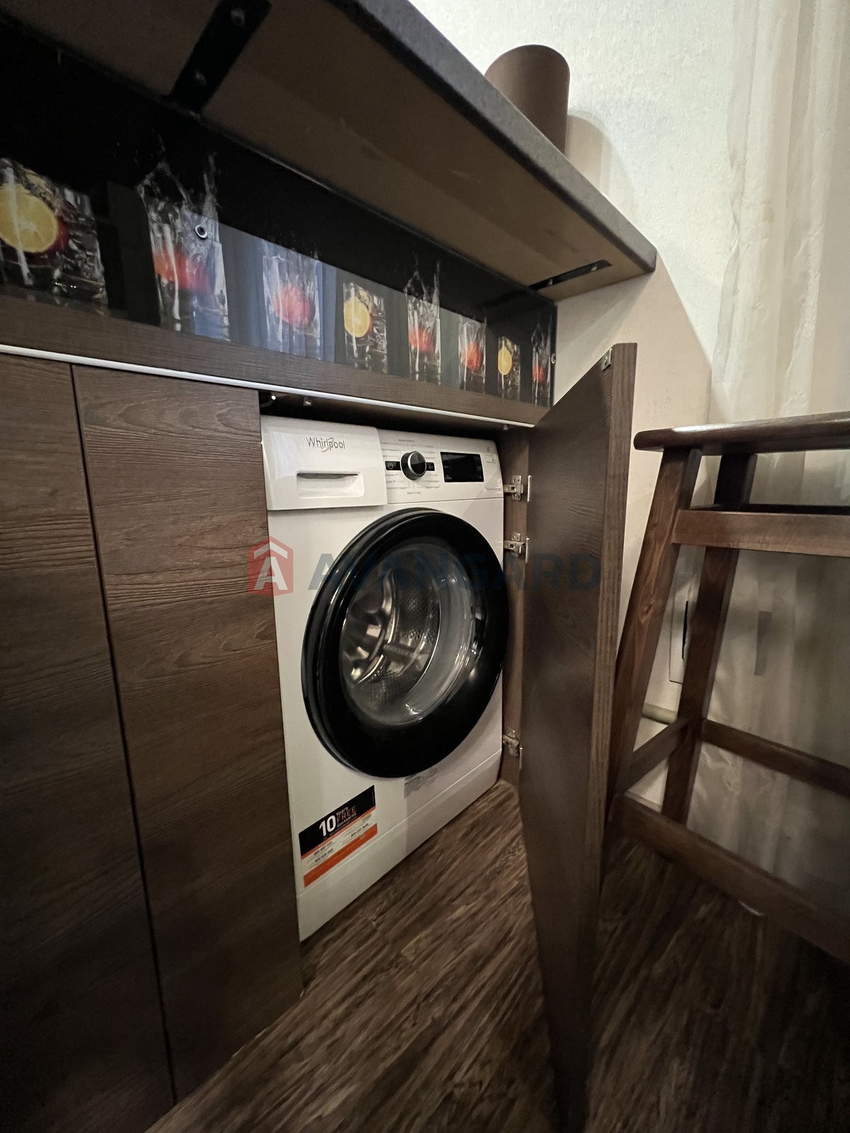 3 ��. ��������, 59/-/9 ��. �., 5/5 ������ ���� 6