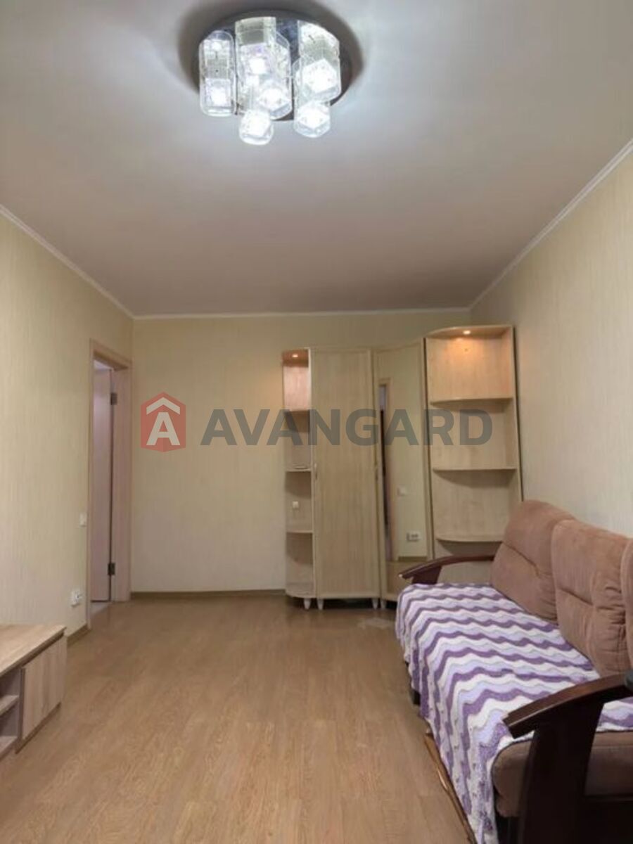 2 ����. ��������, 46/-/6 ��. �., 2/5 ���� ���� 3