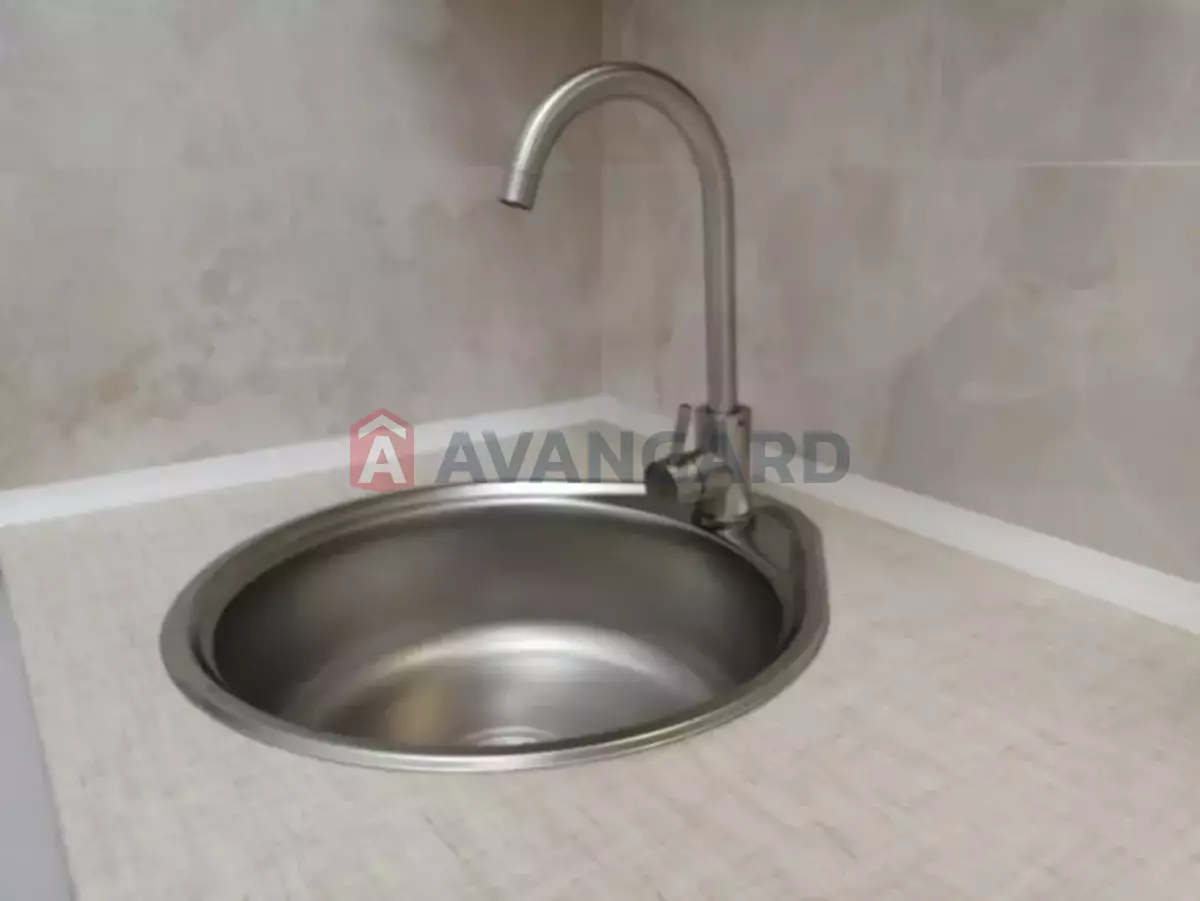 1 ��. ��������, 18/18/- ��. �., 2/3 ������ ���� 5