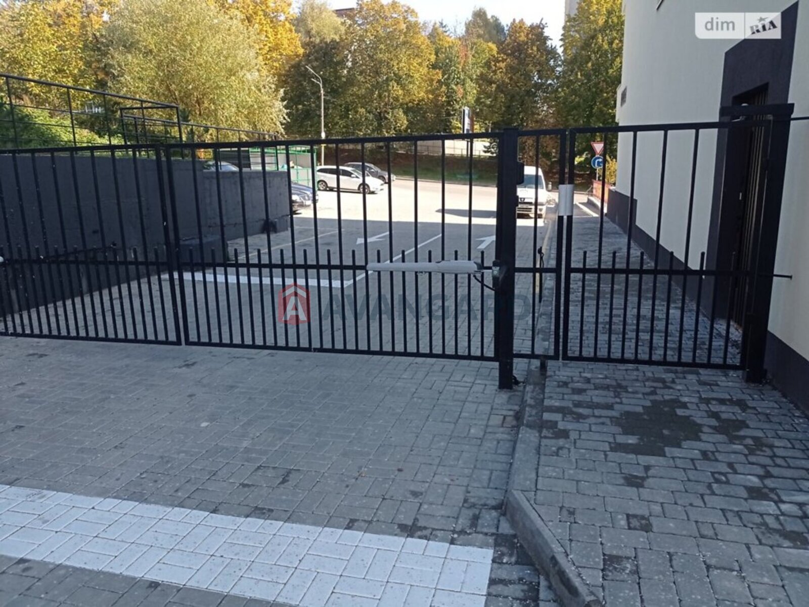 1 ��. ��������, 68/-/13 ��. �., 9/16 ������ ���� 9