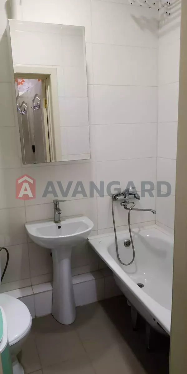 1 ��. ��������, 23/-/6 ��. �., 3/4 ������ ���� 4