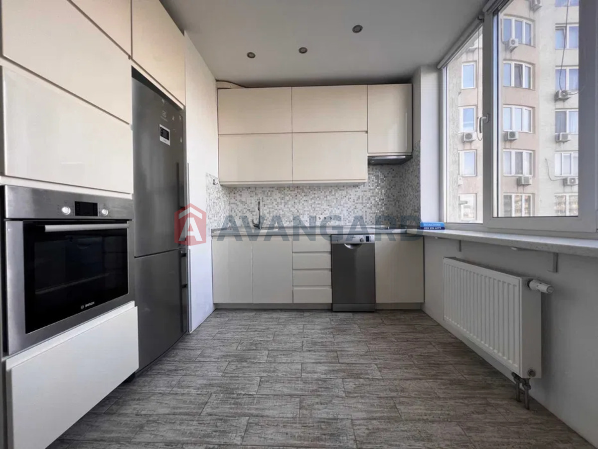 3 ��. ��������, 58/-/10 ��. �., 5/22 ������ ���� 2