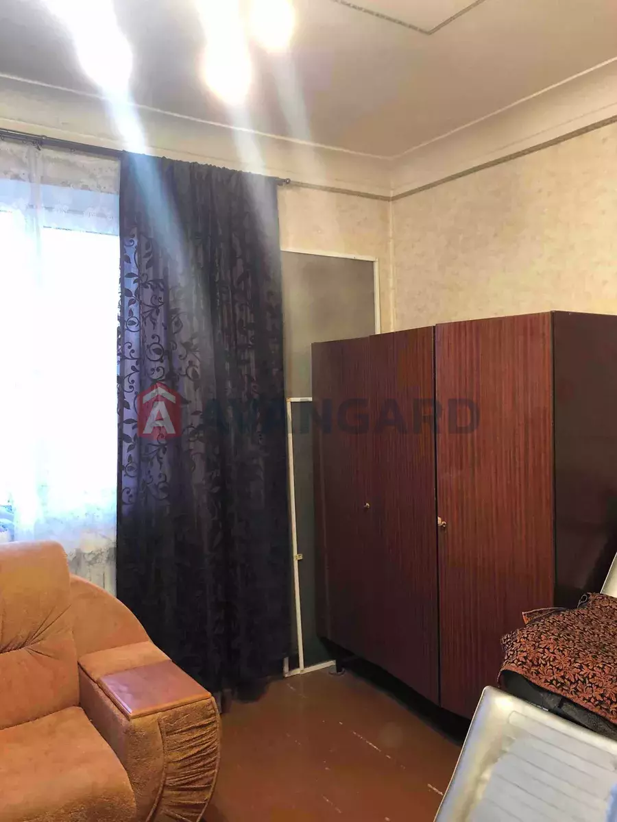 2 ��. ��������, 50/-/6 ��. �., 2/2 ������ ���� 10