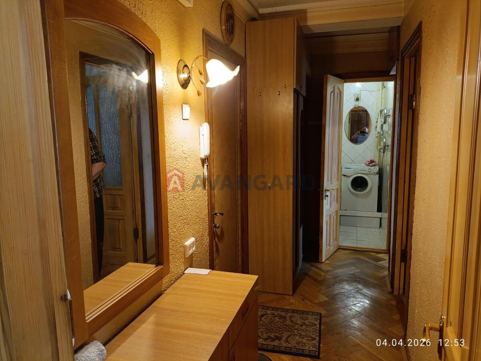 2 ��. ��������, 48/30/6 ��. �., 8/9 ������ ���� 4