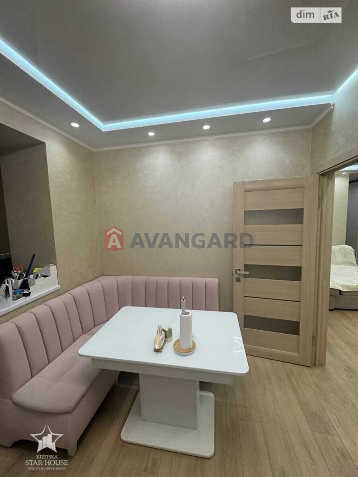 2 ��. ��������, 77/38/18 ��. �., 4/9 ������ ���� 5