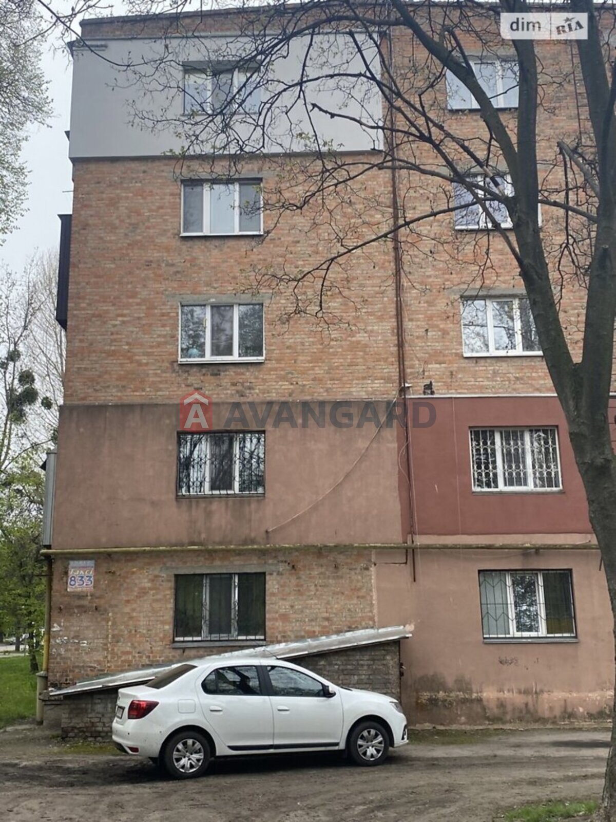 1 ��. ��������, 28/14/6 ��. �., 3/5 ������ ���� 4