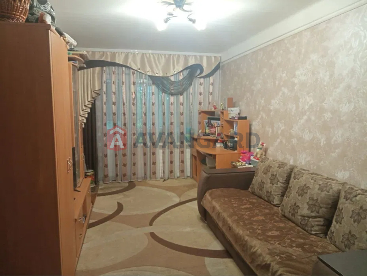 3 ����. ��������, 68/-/7 ��. �., 7/9 ���� ���� 4