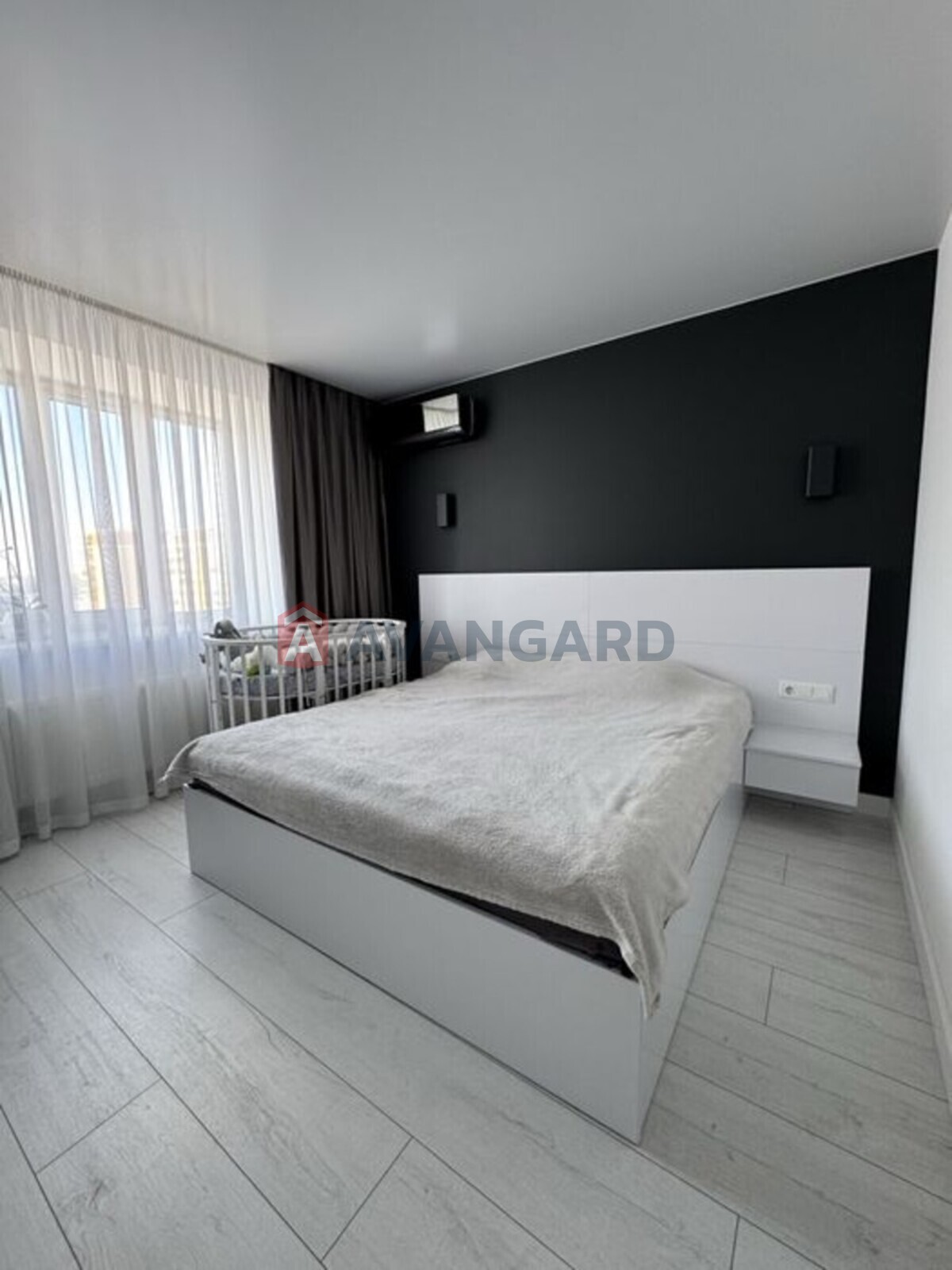 2 ��. ��������, 73/-/18 ��. �., 10/10 ������ ���� 3